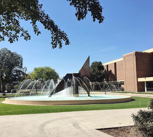 Top Hotels in Le Sueur, MN